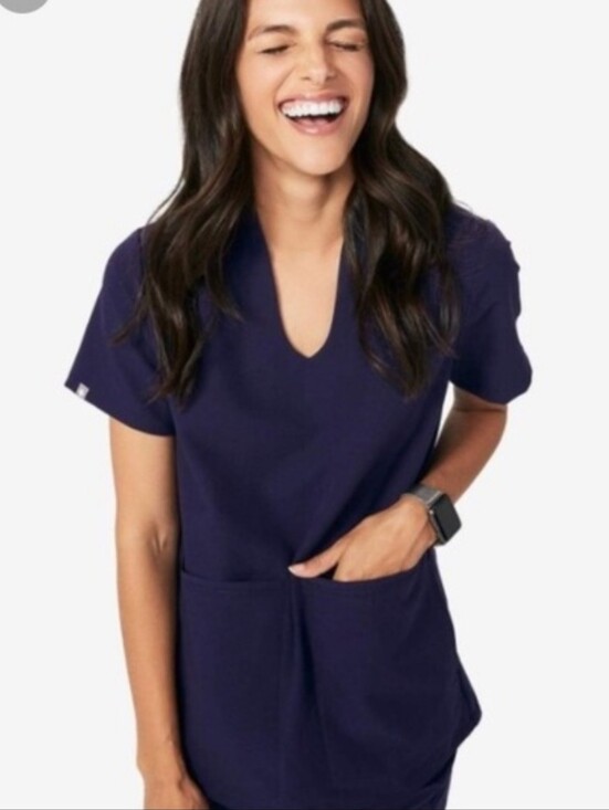 Figs Tops - Navy, Banepa, 4 Pocket Scrub Top, Small
